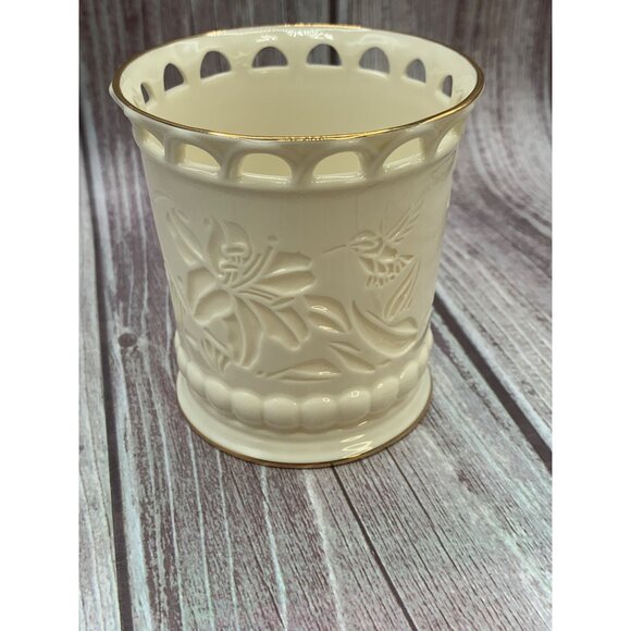Lenox Flower Candle Holder Fine Ivory China 2004 Handcrafted with candle - Picture 11 of 12